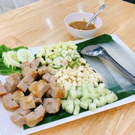 เมนูของร้าน ครัวเมืองเว้ ลาดปลาเค้า