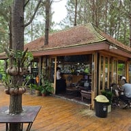 cedar ป่าสน cafe' @ เขาค้อ เขาค้อ