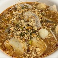 เมนูของร้าน ก๋วยเตี๋ยวลุงกับป้า