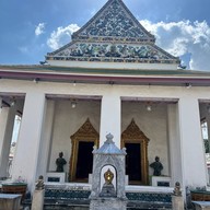 วัดราชโอรสารามราชวรมหาวิหาร