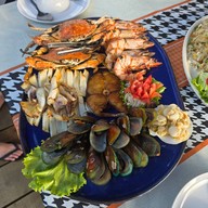 ไอยราซีฟู้ด (เกาะช้าง)