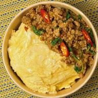 ไข่ราดข้าว by คุณแฟน 🫶🏻