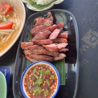 เมนูของร้าน LANYUM (ร้าน-ยำ)