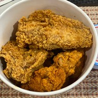 เมนูของร้าน KFC ปตท.โออาร์ ฉลองกรุง