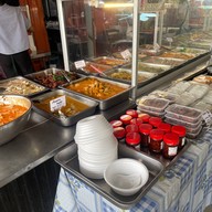 ครัววังทอง ข้าวแกง ตามสั่ง อาหารจานด่วน บางแก้ว