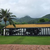 Le Jaojom Café Bistro & Bar