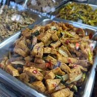บรรยากาศ หมูทอดเจ๊จง ปั๊มปตท. เทพารักษ์ กม.8 (PTT Thepharak KM8)