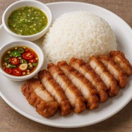 คุณอุ๊ โรงน้ำแข็งตลาดบัวทอง