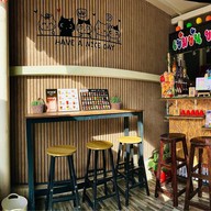 กาแฟหน้าบ้าน ( โฮมทาวด์ ) บางปะอินโฮมทาวด์