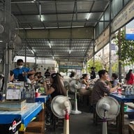 หมูกระทะผู้พันคณิต