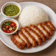 คุณอุ๊ โรงน้ำแข็งตลาดบัวทอง