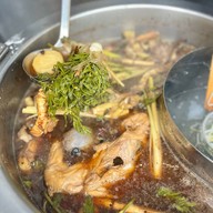 เล่าถึงนม  ริมน้ำ จันทบุรี
