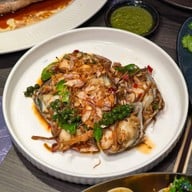 Lawoi' ละโวยจ