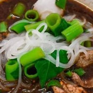 ก๋วยเตี๋ยวเรือเอียงชาม ซ.ปากกร็ดติวานนท์ 8 (ซ.จำปา)