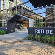 หน้าร้าน Roti De Forest  หาดใหญ่