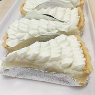 Little Lemon Bake shop & Cafe    Little Lemon Bake shop & Cafe