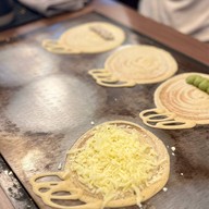 Spread ‘n Roll ขนมโตเกียว มหาราช