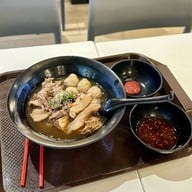 เมนูของร้าน หมาป่าล่าเนื้อ ก๋วยเตี๋ยว หม้อไฟ ตลาดสดธนบุรี