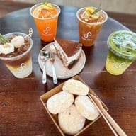 วันเวลา Vanvela cafe & Space