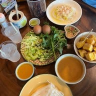 ขนมจีน บ้านแม่ปู