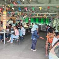 ครัวคุณนาย ก๋วยเตี๋ยวไก่มะระ กะเพราถาดยักษ์  & Boss Coffee ครัวคุณนาย   ก๋วยเตี๋ยวไก่มะระ อาหารตามสั่ง