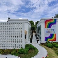 Whiteline Cafe & Restaurant HQ