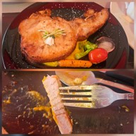 เมนูของร้าน สถานีมีแนวแซ่บ