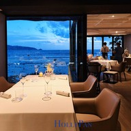 L'Arôme by the sea
