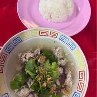 โกโด่ง ต้มเลือดหมูใบตำลึง