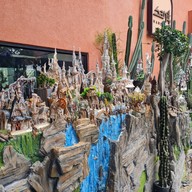 สนิท - sanit