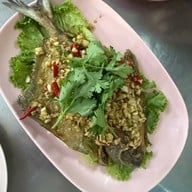 ในรู บ้านเลขที13 ถ. นิพัทธ์อุทิศ 3 ซอย 1