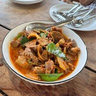 เมนูของร้าน เจ๊รูญแกงป่า หน้าอิ่มจังหมูกะทะ