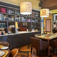 Via Emilia Restaurant สาทร