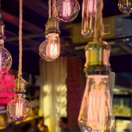 ⭐️กาแฟ มัทฉะ ชาเขียว Molly's Rooftop Bar & Café