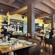 Via Emilia Restaurant สาทร