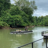 Baan Rai Darun Home Stay and Scenery Raft (บ้านไร่ดารัณ)