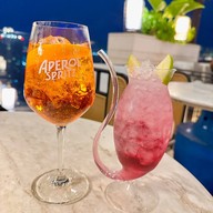 Yao Rooftop Bar