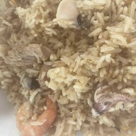 ป้าญาอาหารตามสั่ง (หัวถนน)