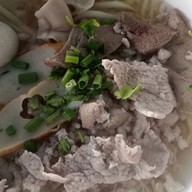 ก๋วยเตี๋ยวหมูโก๋เบิร์ด
