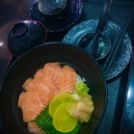 Sagana Sushi อิสรภาพ