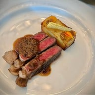 Alex Dilling at Lord Jim's โรงแรมโอเรียนเต็ล