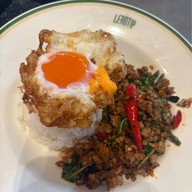 เมนูของร้าน Lerdtip Street EMSPHERE