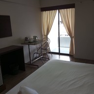 ธาราการ์เด้น