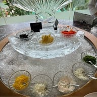 Alex Dilling at Lord Jim's โรงแรมโอเรียนเต็ล