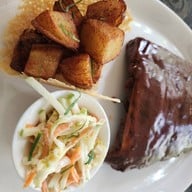 The Gardens of Dinsor Palace