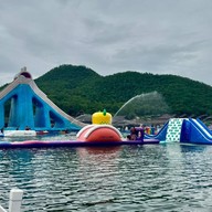 เลค เฮฟเว่น รีสอร์ท แอนด์ ปาร์ค