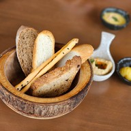 เมนูของร้าน Kuni Kuni Restaurant