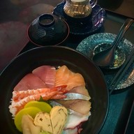 Sagana Sushi อิสรภาพ