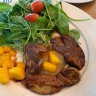 Alex Dilling at Lord Jim's โรงแรมโอเรียนเต็ล