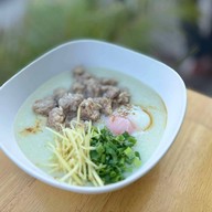 โจ๊กใบเตย หนองไผ่ล้อมโคราช ถนนเดชอุดม